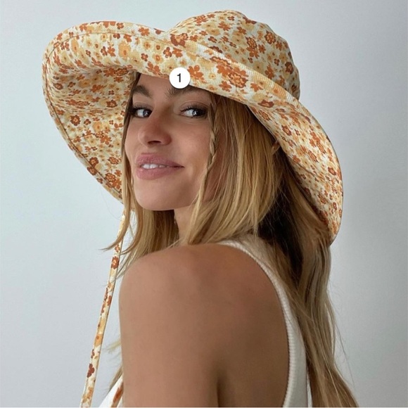 Lack Of Color Accessories - Lack of Color Holiday Bucket Hat - Sunshine Bloom
